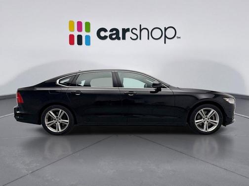 2018 Volvo S90 T5 Momentum