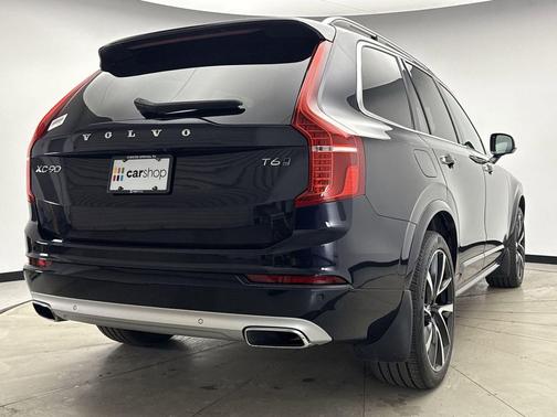 2019 Volvo XC90 T6 Momentum