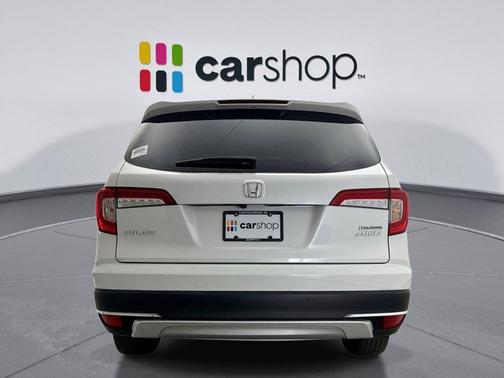 2022 Honda Pilot Touring 8-Passenger