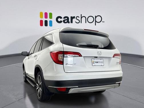 2022 Honda Pilot Touring 8-Passenger