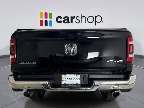 Diamond Black Crystal Pearlcoat 2023 RAM 1500 Laramie