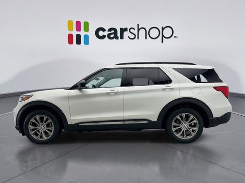 STAR WHITE MET TRI-COAT 2023 Ford Explorer XLT