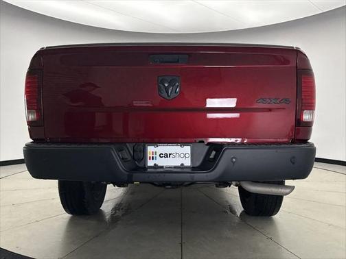 2022 RAM 1500 Classic Warlock Quad Cab 4x4 6'4' Box