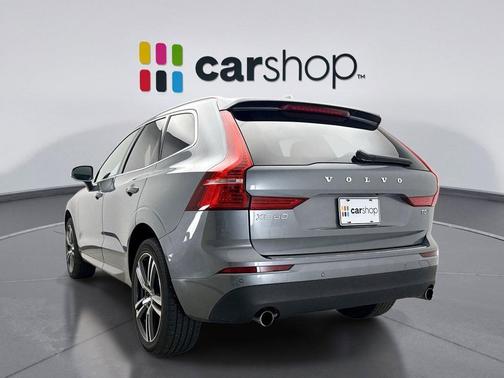 2021 Volvo XC60 T5 Momentum