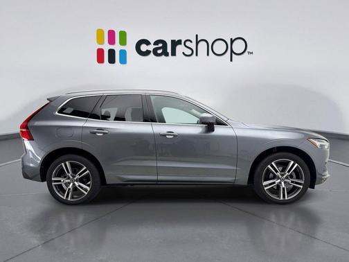 2021 Volvo XC60 T5 Momentum