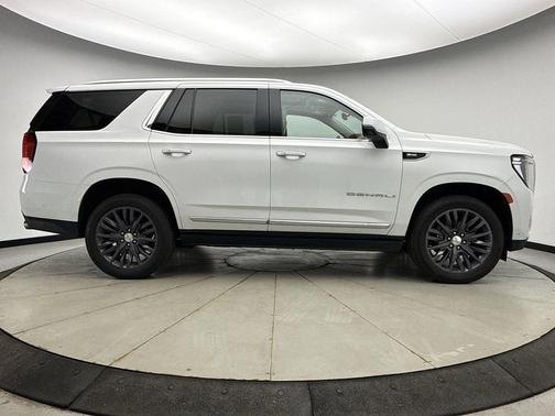 Summit White 2023 GMC Yukon Denali