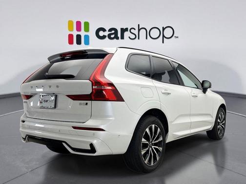 Crystal White 2025 Volvo XC60 B5 Plus
