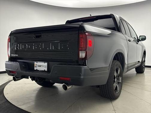 2024 Honda Ridgeline Black