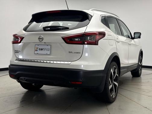 2022 Nissan Rogue Sport SL
