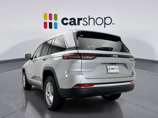2024 Jeep Grand Cherokee Laredo