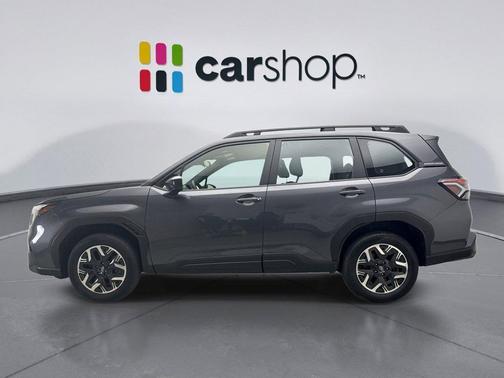 Magnetite Gray Metallic 2025 Subaru Forester Base