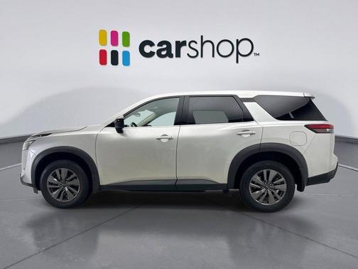 Brilliant Silver Metallic 2023 Nissan Pathfinder S 4WD
