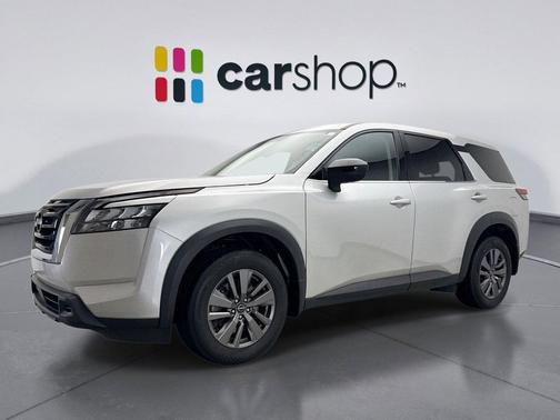 Brilliant Silver Metallic 2023 Nissan Pathfinder S 4WD