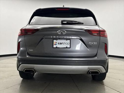 2022 INFINITI QX50 LUXE AWD