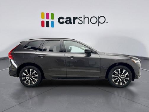 2025 Volvo XC60 B5 Plus