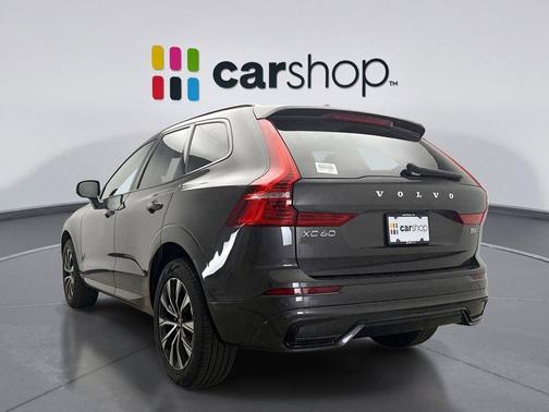 2025 Volvo XC60 B5 Plus