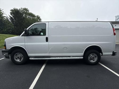 2023 GMC Savana 2500 Work Van
