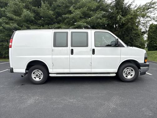2023 GMC Savana 2500 Work Van