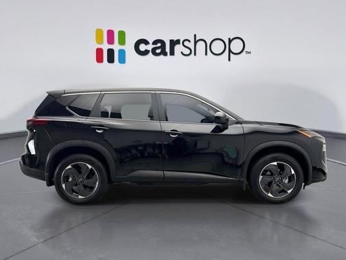 Super Black 2025 Nissan Rogue SV