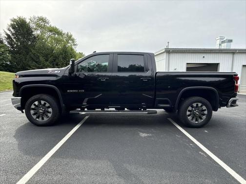 2024 Chevrolet Silverado 2500 LT