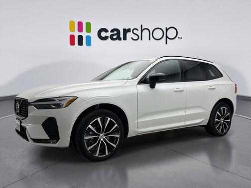 2025 Volvo XC60 B5 Plus