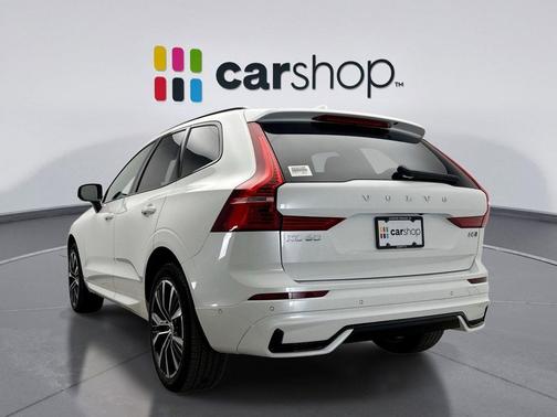 2025 Volvo XC60 B5 Plus