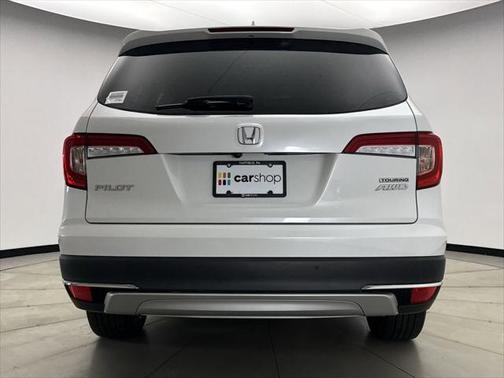 2022 Honda Pilot Touring 8-Passenger