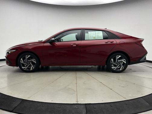 2025 Hyundai ELANTRA Sport