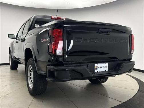 2023 Chevrolet Colorado WT