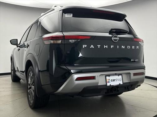 2024 Nissan Pathfinder SL 4WD