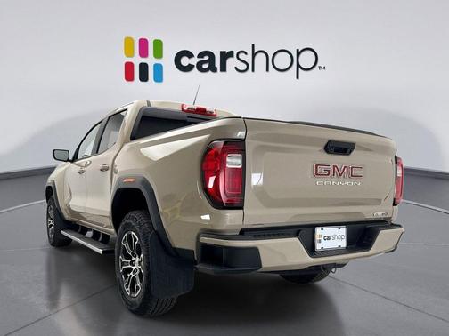2024 GMC Canyon AT4