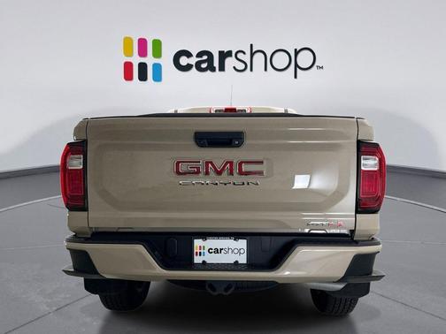 2024 GMC Canyon AT4