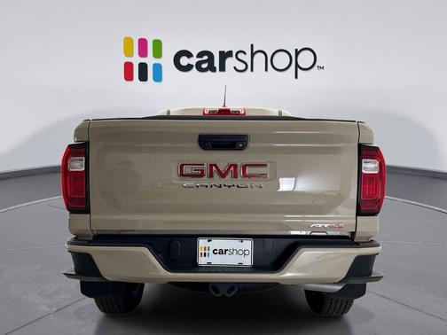 2024 GMC Canyon AT4