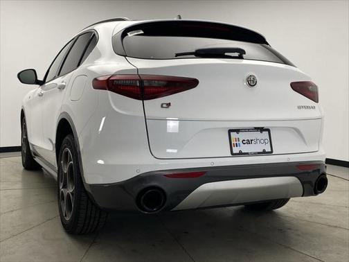 2022 Alfa Romeo Stelvio Ti