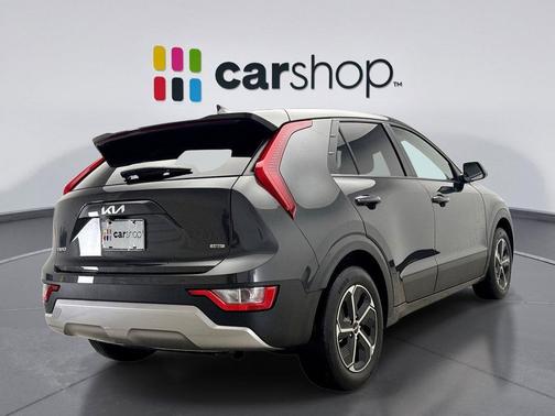 2023 Kia Niro LX