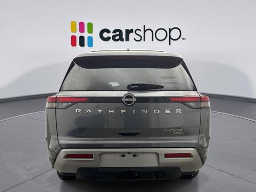 2025 Nissan Pathfinder Platinum 4WD