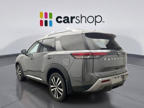 2025 Nissan Pathfinder Platinum 4WD