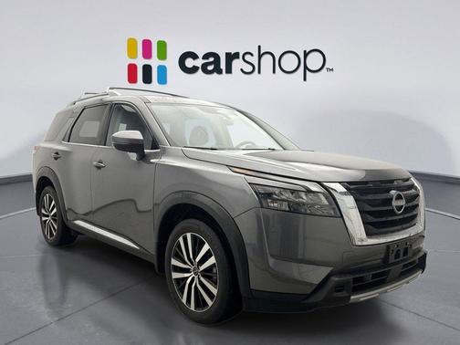 2025 Nissan Pathfinder Platinum 4WD