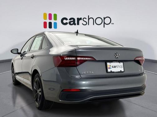 Platinum Gray 2022 Volkswagen Jetta 1.5T SE