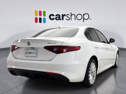 2022 Alfa Romeo Giulia Sprint