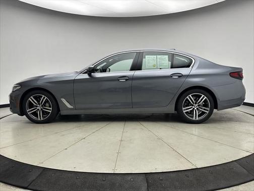 2022 BMW 530 i xDrive
