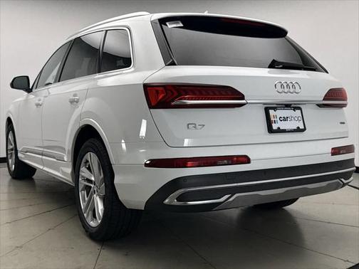 2020 Audi Q7 45 Premium