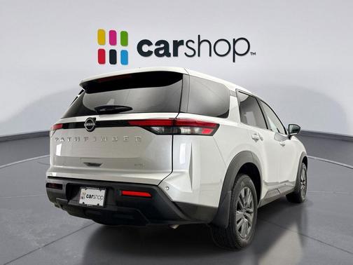 2024 Nissan Pathfinder S 4WD