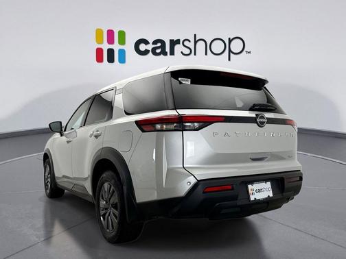 2024 Nissan Pathfinder S 4WD