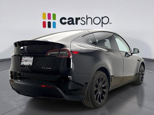 2024 Tesla Model Y Long Range Dual Motor All-Wheel Drive