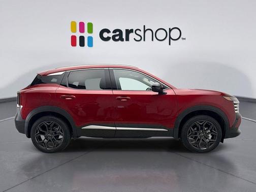 Scarlet Ember Tintcoat 2026 Nissan Kicks SR