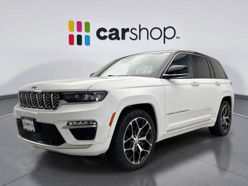 2022 Jeep Grand Cherokee Summit