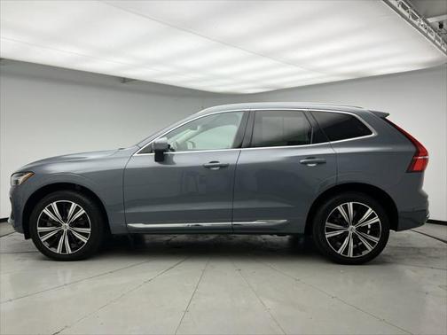 2022 Volvo XC60 B6 Inscription