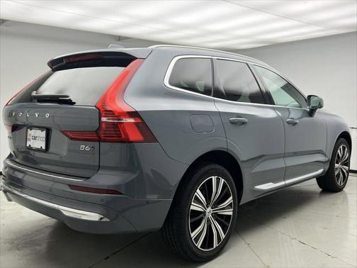 2022 Volvo XC60 B6 Inscription