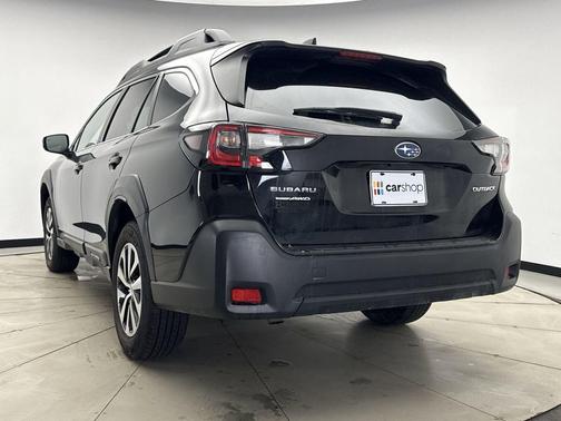 Crystal Black Silica 2024 Subaru Outback Premium